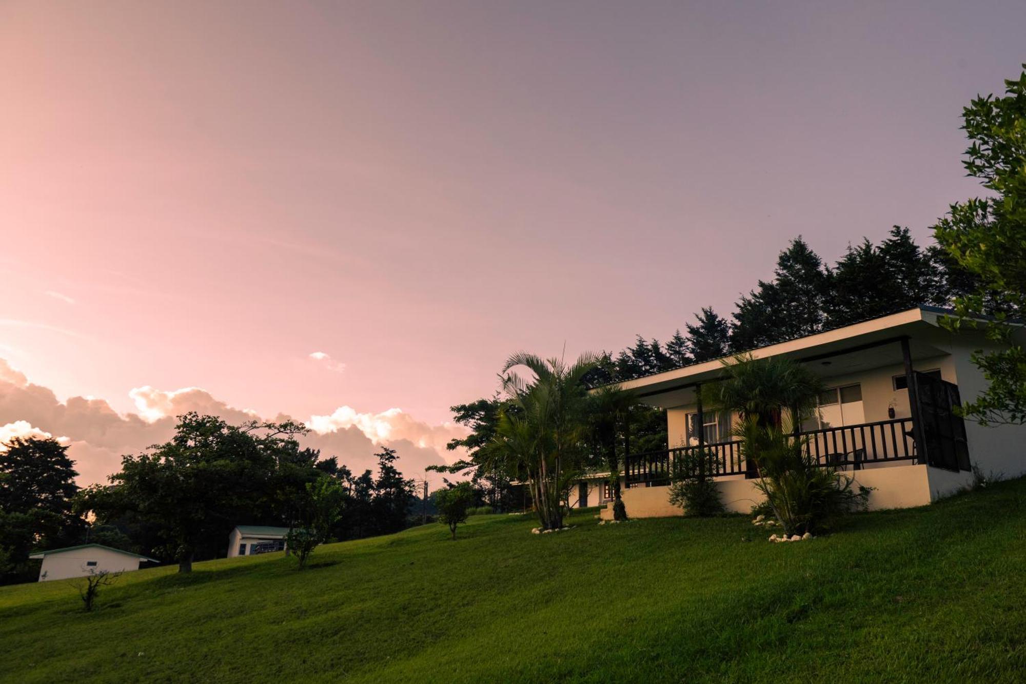 Country House, Cozy Fireplace And An Amazing View Cartago Zewnętrze zdjęcie
