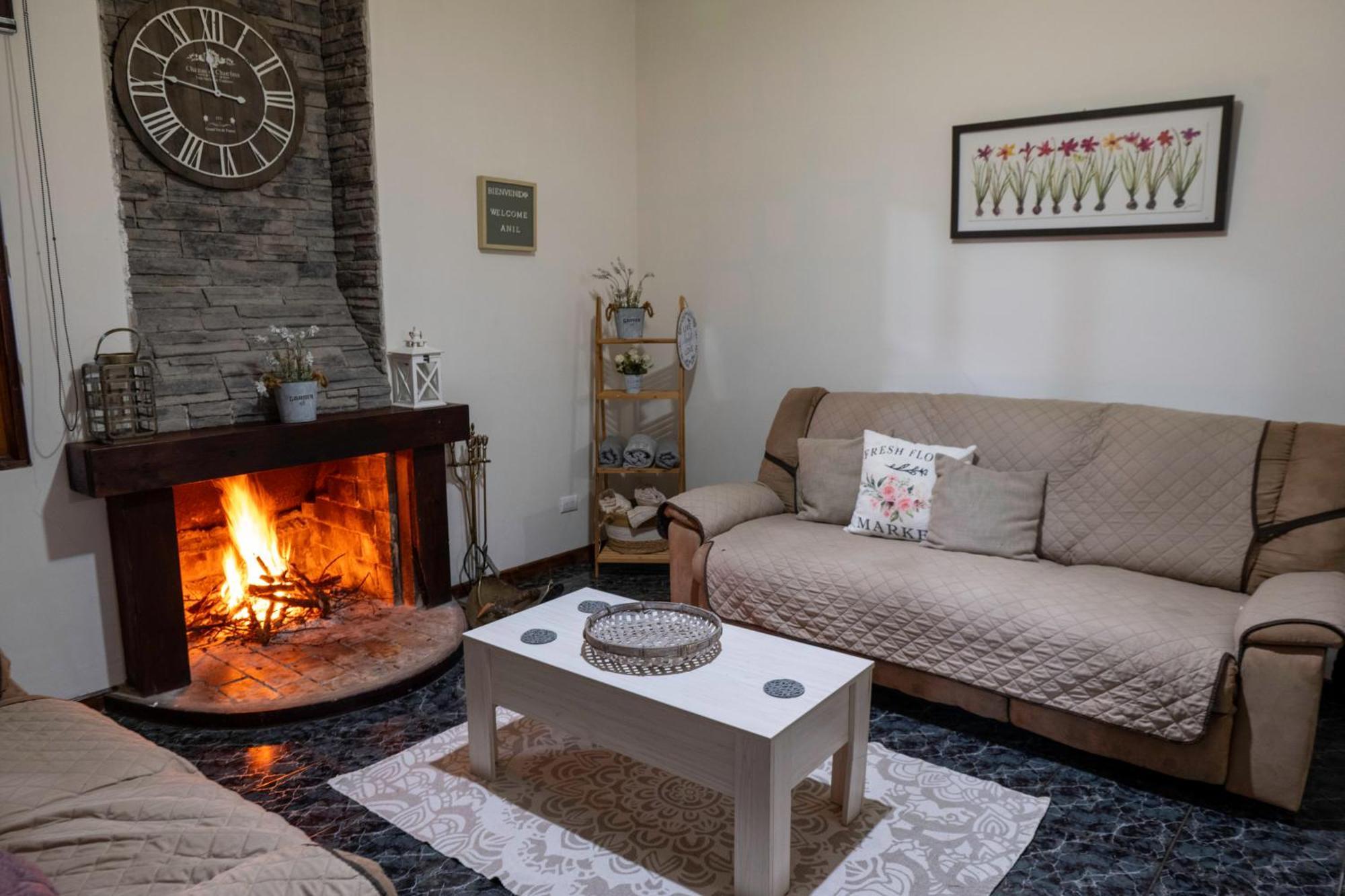 Country House, Cozy Fireplace And An Amazing View Cartago Zewnętrze zdjęcie
